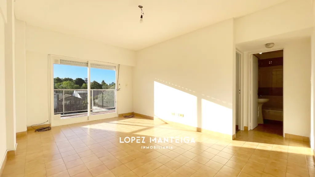 Departamento 2 Ambientes Alquiler con Cochera en Villa Devoto