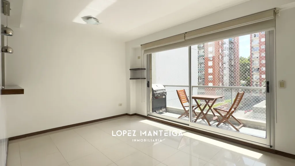 Departamento 2 Ambientes con Balcón Venta en Villa Urquiza